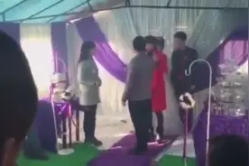 这么污的婚礼司仪我还是第一次见，真是笑死了！图片