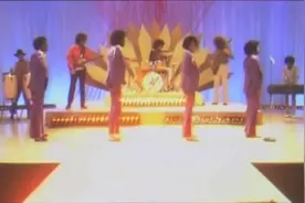 四个“MJ”迈克尔杰克逊-同台演出，咋回事儿，我没看错吧？图片