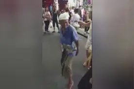 不老阿婆，街头热舞引众人围观走红网络图片