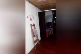 男子在凶宅出租屋 听到诡异女人笑声 吓的逃跑！图片
