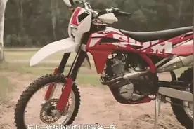 SWM RS500R越野摩托车海外评测视频封面