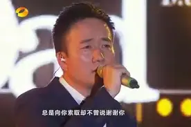 筷子兄弟现场版《父亲》，歌未唱完，全场明星早已泪如雨下！图片