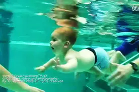 婴儿 小Baby 学潜水萌死了太可爱了.图片