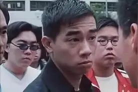 山鸡跑屯门装逼被生番带几百人围住，生番他老爸搞笑救场！图片
