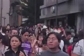 别太任性了，你能伤害到的的，都是最爱你的人图片