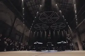 你绝对没见过！adidas 科幻史诗般的model show视频封面