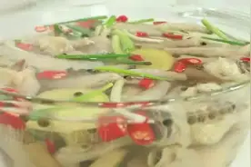 自己做的泡椒凤爪，才能让我吃的如此放心！图片