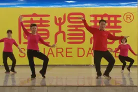 萌叔和大妈组团跳有减肥瘦身作用的快节奏的广场舞 阿拉伯之夜图片