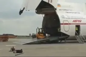 目前为止最大的货运飞机，据说要重开生产线图片