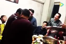 陕北人在酒桌上太有意思了，你绝对没见过！图片