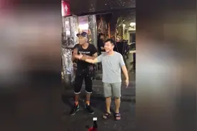 越难街头魔术，炫酷吊炸天，让你贴身找破绽图片