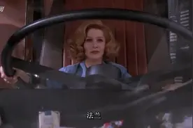 杀人不眨眼的大卡车女司机图片