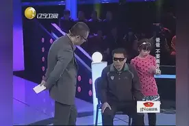 看哭了，这个小女孩让无数人难以入眠图片