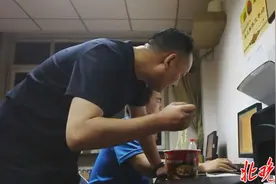 “重案神捕”为死者申冤 命案侦破百分百图片