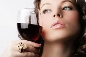 红酒美容的四大配方图片