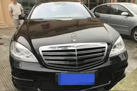 玩车大公子花80万元收一辆奔驰S65AMG，开回家时父亲沉默不做声了视频封面