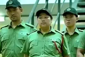 监狱里唱歌跳舞既然不叫我，大家一起唱，全都是大腕呐
