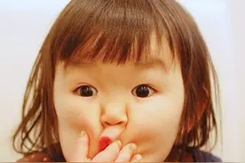 爆笑段子：效果好逼真，我感觉被打了一拳~图片