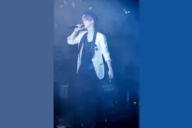 看鹿晗演唱会如何潮翻天！图片