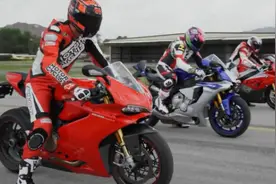 公升级跑车世纪之战！宝马s1000rr vs杜卡迪1299vsR1图片