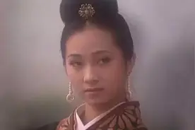 不爱笑的女生，运气可能有点差图片