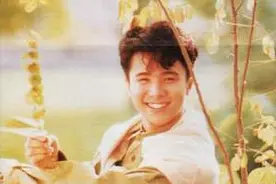 与刘欢齐名，王菲初恋，《红豆》为他而唱，却因娈童案万劫不复图片