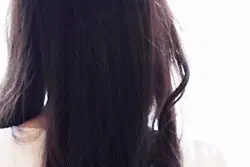 搞笑gif图:孩子你到底经历了什么，表情居然这么到位图片