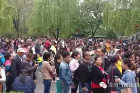 沂蒙山区竹泉村·红石寨小长假人气爆棚图片