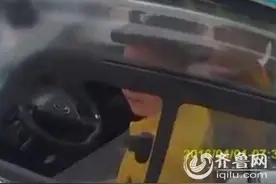 这个奶奶竟然默许10岁孙子开汽车！交警的解释让奶奶深深自责图片