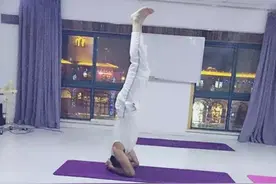 手把手教你—-头（肩）倒立体式图片