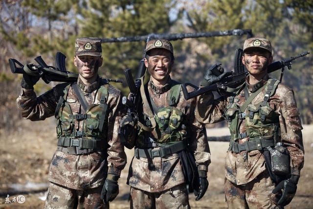 三剑客00:0012:48▲主播/燕子 剪辑/小智军人由于身份的特殊性和工作