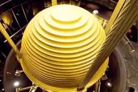 台北101镇楼之宝——世界最大的风阻尼器，直径5.5米、重达660吨视频封面