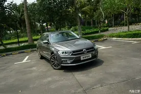 电动汽车评测编辑试驾全新宝来图片