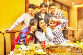 当“毒舌”肖骁碰上“武大校花”黄灿灿，一个蛇精脸一个没洗头？图片