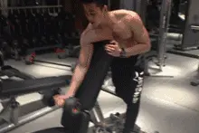 7招帮你练出粗壮手臂图片