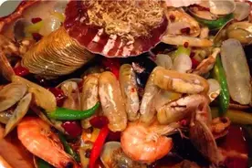 西安藏在巷子里的火爆烤肉摊，今天就去这里撒欢嗨吃吧！图片