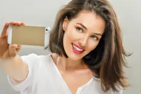 半水下半空中的照片原来是这样拍的，一直以为是靠PS出来的