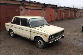 男子将一辆自家报废的车子重造，看到真容时令人赞叹不已图片