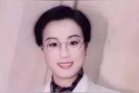 盖鸣辉：本是女娇娥，反串经典男儿郎，大气不扭捏图片
