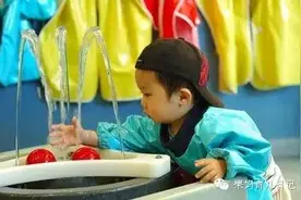 [果妈经验贴]宝宝爱玩水 浪费怎么破？图片