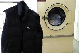 皮衣护理自己动手还是专业护理？图片