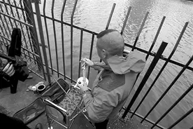 昨天有人在贴沙河钓鱼被罚50元图片