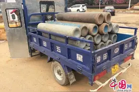 湖南常德经开区一三轮车运氧气罐被查处图片