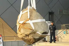 “水晶大王”搬至中国东海水晶城展出 再过不久将回“婆家”图片