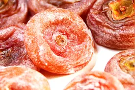 柿子几天就坏了？这样保存柿饼，吃一年都没问题视频封面