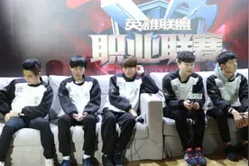 赛后采访OMG：下路被Gnak死是他们自己的问题图片