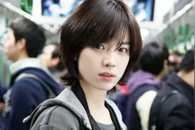 走在路上感觉背后有人在看着你，难道你有第六感？看完视频明白了