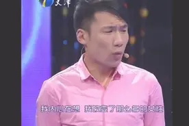 男友嫌弃女友不爱化妆，漂亮女友现场发飙直呼：我自然美！