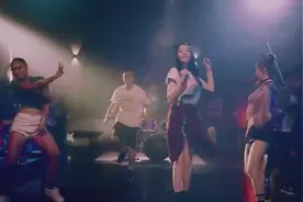 杨洋迪丽热巴索尼广告舞蹈混剪，两个一起跳舞好阳光青春的感觉