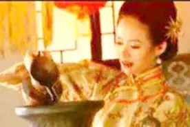 章子怡16岁的广告！看过已过而立之年，悠悠岁月酒，滴滴沱牌情！